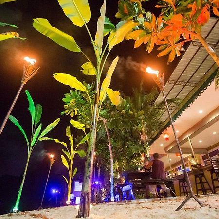 Tri Trang Beach Resort Patong Esterno foto