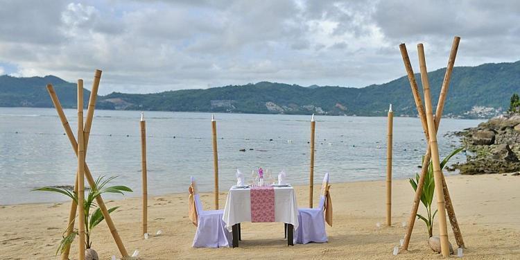 Tri Trang Beach Resort Patong Esterno foto